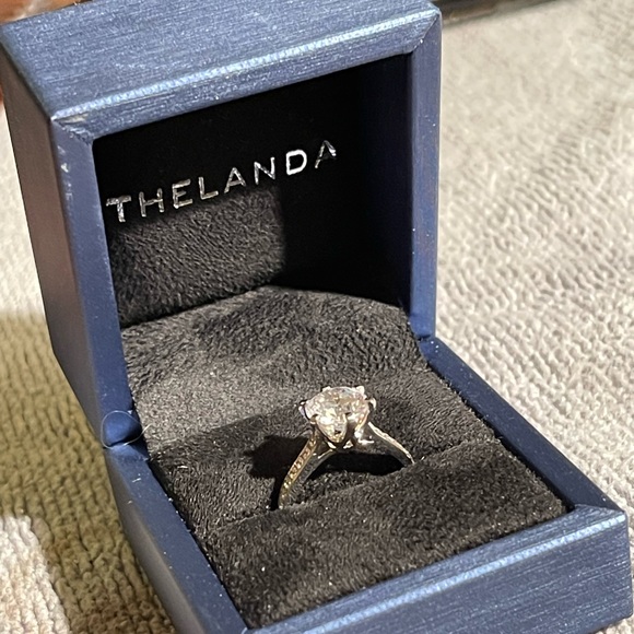 Perfect condition 💍 - Picture 6 of 9